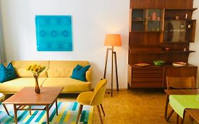 Vintage Design Apartment
